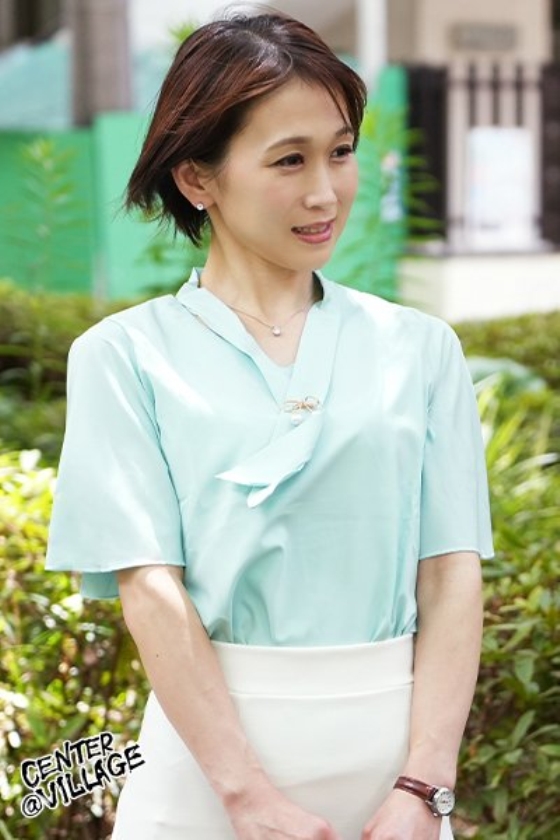 初撮り人妻ドキュメント